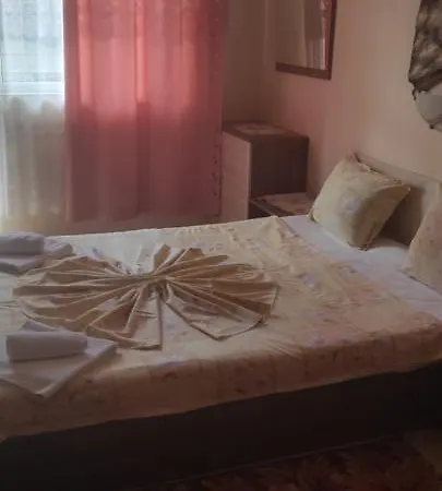 בית הארחה Violeta 7 נסבר